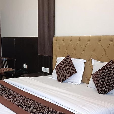 Hotel Shree Kanta غورغاون المظهر الخارجي الصورة