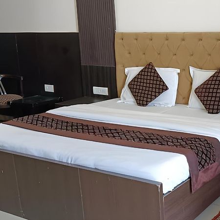 Hotel Shree Kanta غورغاون المظهر الخارجي الصورة