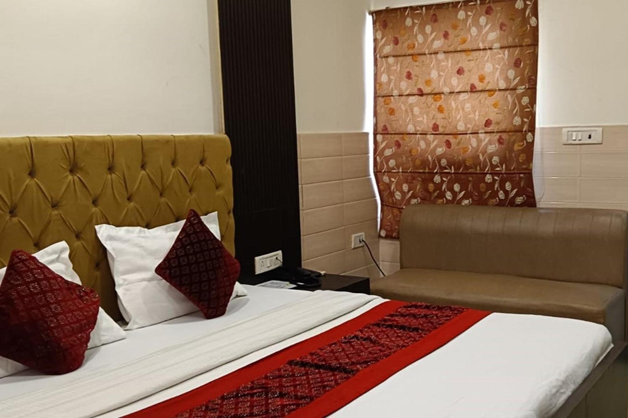 Hotel Shree Kanta غورغاون المظهر الخارجي الصورة