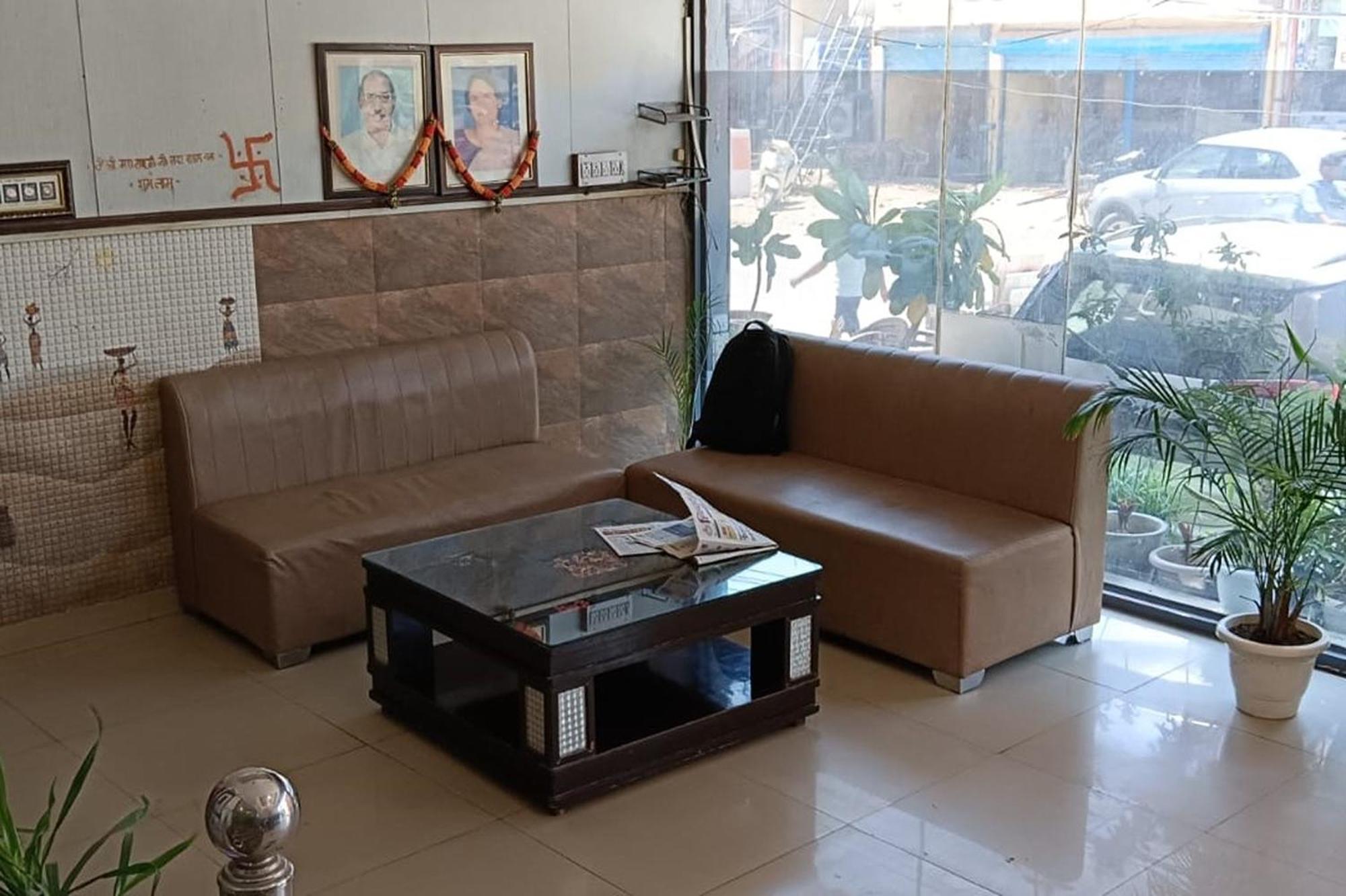 Hotel Shree Kanta غورغاون المظهر الخارجي الصورة